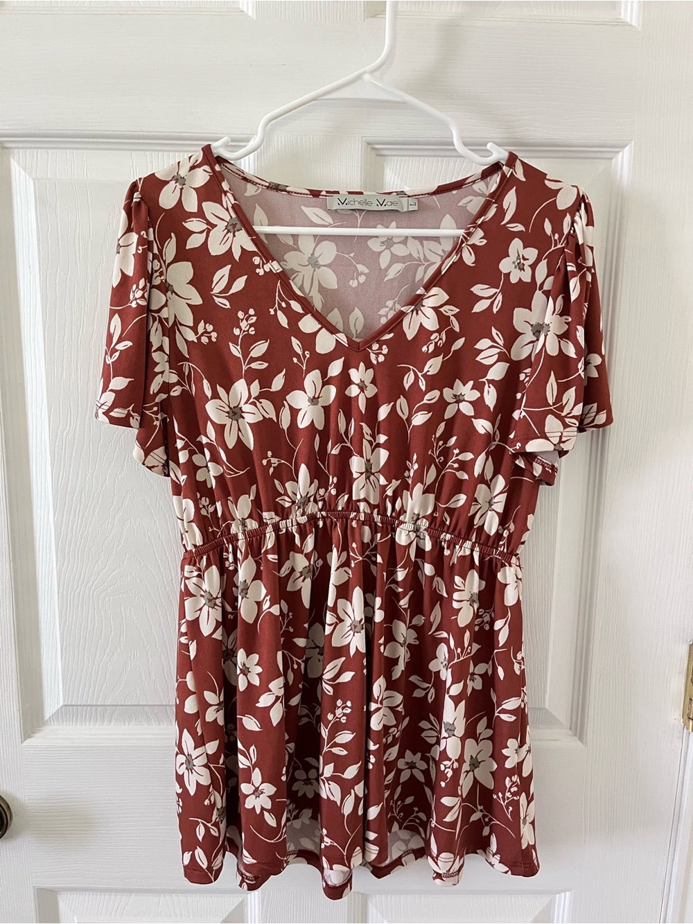 Michelle Mae Floral V-Neck Top - Burgundy & Cream